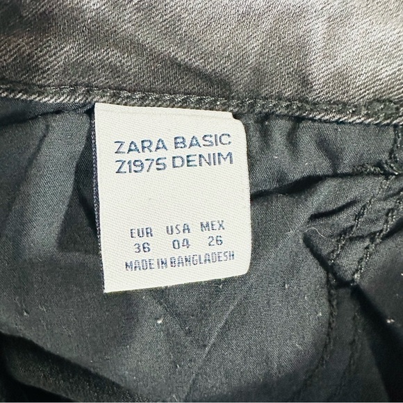 Zara Basic Z1975 US Size 4 Black Wash Distressed Denim Skinny Jeans - Picture 4 of 8
